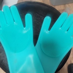 Dish washing gloves